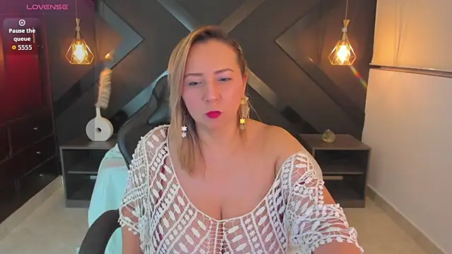 andre soto  online show from April 2026 01:06:01 AM