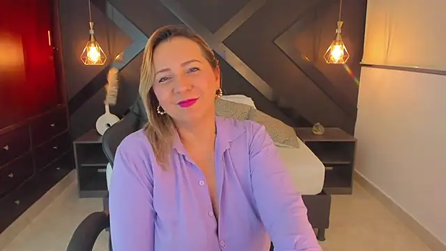 andre soto  online show from April 2026 01:51:02 AM