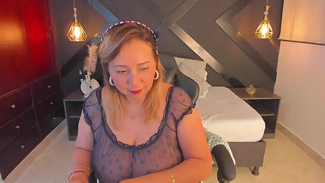 andre soto  online show from December 2025 02:12:02 AM