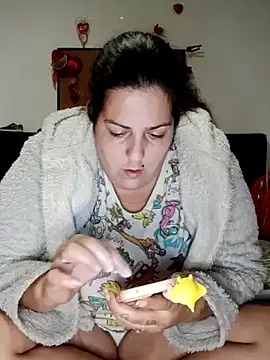 kittymorenita26 online show from January 2025 10:53:02 PM