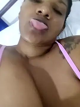 Snapshot of alejandraboobs07 chatting on December 2024 03:48:01 AM alejandraboobs07 online show from December 2024 03:48:01 AM