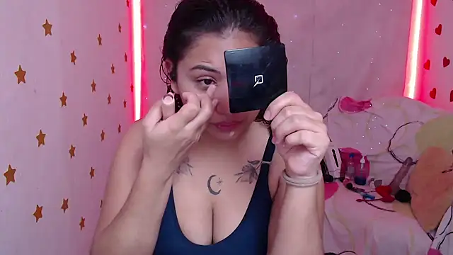 Snapshot of valeriia__118 chatting on February 2025 05:01:01 AM valeriia 118 online show from February 2025 05:01:01 AM
