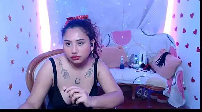 Snapshot of valeriia__118 chatting on January 2025 04:02:01 AM valeriia 118 online show from January 2025 04:02:01 AM