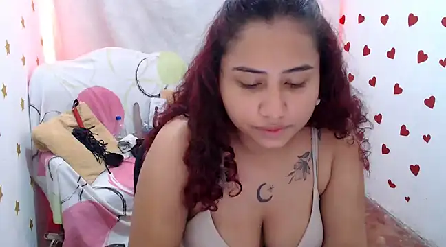 Snapshot of valeriia__118 chatting on February 2025 04:48:01 AM valeriia 118 online show from February 2025 04:48:01 AM