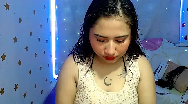Snapshot of valeriia__118 chatting on February 2025 05:25:01 AM valeriia 118 online show from February 2025 05:25:01 AM