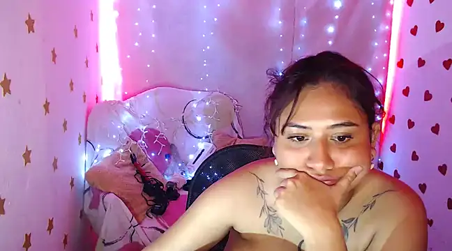Snapshot of valeriia__118 chatting on February 2025 10:51:02 AM valeriia 118 online show from February 2025 10:51:02 AM