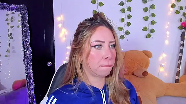 JanneKim online show from March 2026 02:33:02 PM