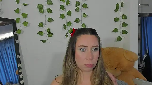 JanneKim online show from October 2025 02:13:01 PM