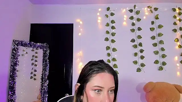 Snapshot of JanneKim chatting on February 2026 01:20:01 PM JanneKim online show from February 2026 01:20:01 PM