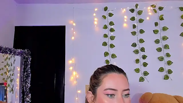 JanneKim online show from April 2026 01:46:01 PM