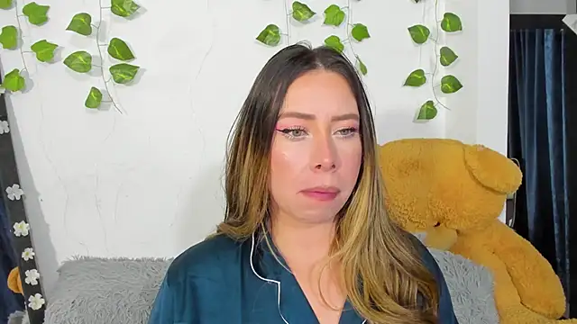 JanneKim online show from December 2025 04:02:02 AM