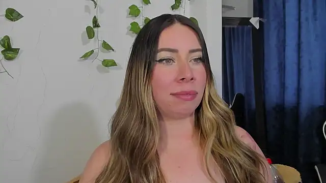 JanneKim online show from November 2025 07:58:01 PM