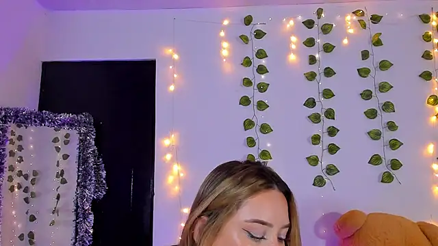 JanneKim online show from March 2026 01:04:02 PM