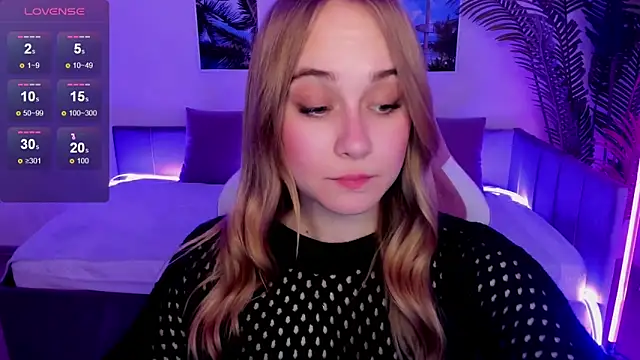 LianaBright online show from March 2025 09:01:02 AM