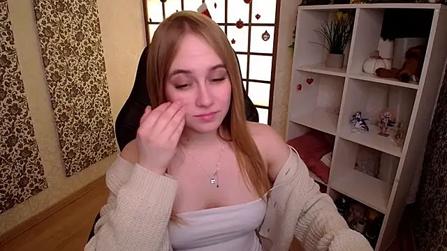 LianaBright online show from January 2025 05:22:01 AM