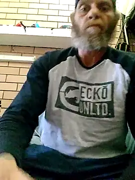 Deonlonely1 online show from September 2025 12:11:01 AM