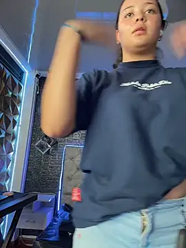 Paloma  LS online show from February 2026 07:33:01 PM