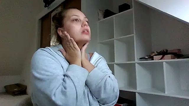 Snapshot of Krystal_Tx chatting on October 2025 07:11:02 AM Krystal Tx online show from October 2025 07:11:02 AM