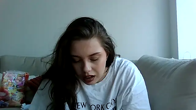 Krystal Tx online show from July 2026 06:15:01 PM