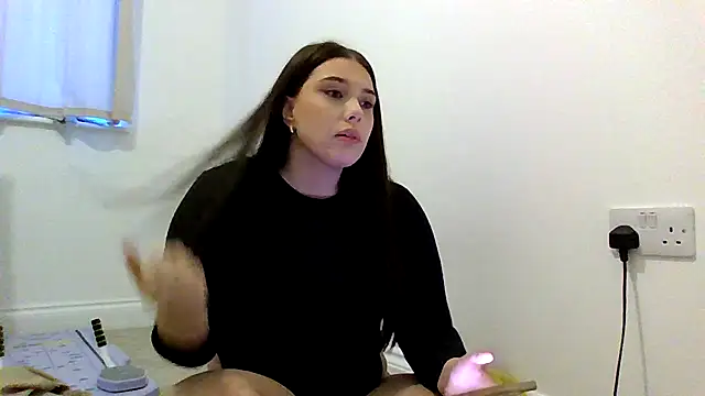 Krystal Tx online show from April 2026 06:42:02 PM