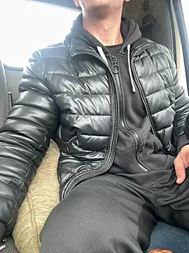 AlexGWoW online show from April 2026 07:15:01 AM