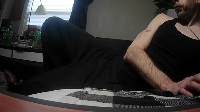 Snapshot of smokee_parT903 chatting on November 2025 06:30:01 PM smokee parT903 online show from November 2025 06:30:01 PM