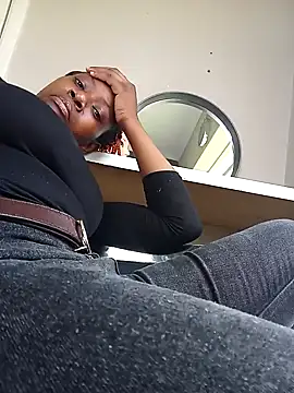 Snapshot of vanie chatting on January 2025 11:43:01 AM vanie online show from January 2025 11:43:01 AM