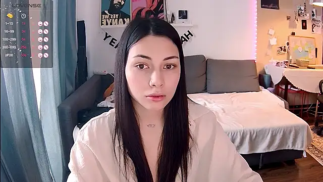 valorant girl online show from March 2026 09:46:01 AM