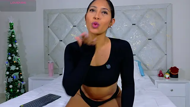 Anna risse online show from December 2025 05:39:02 AM