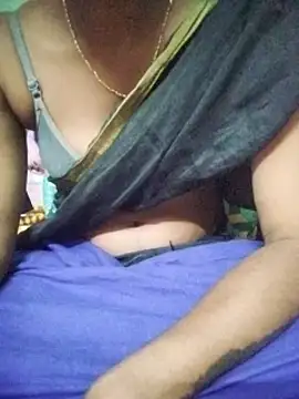 aadhini01 online show from February 2025 05:09:01 PM