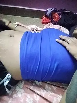 aadhini01 online show from November 2025 06:57:01 PM