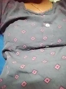 aadhini01 online show from February 2025 05:07:02 PM