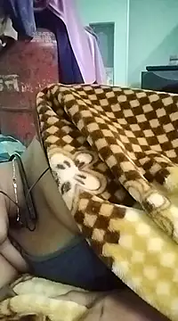 aadhini01 online show from February 2025 12:19:02 AM