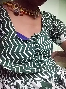 aadhini01 online show from October 2025 10:10:02 PM