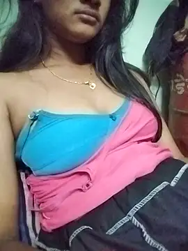 aadhini01 online show from February 2025 08:33:02 PM