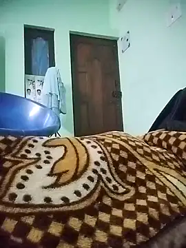 aadhini01 online show from February 2025 12:05:01 AM