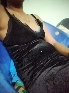 aadhini01 online show from February 2025 05:30:02 PM