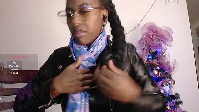 CoccoBele69 online show from December 2025 02:24:01 AM