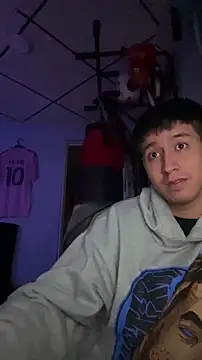 Stiven 017 online show from February 2026 12:29:02 AM