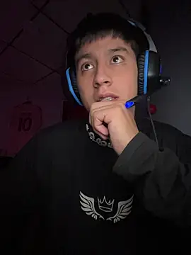 Stiven 017 online show from January 2026 12:17:01 AM