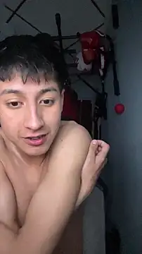 Stiven 017 online show from February 2026 01:03:02 AM