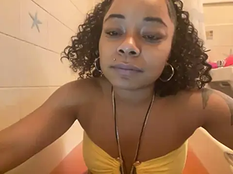 ChloeRebel online show from December 2024 06:33:02 PM