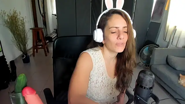 jessiburningheels online show from March 2025 01:34:01 PM