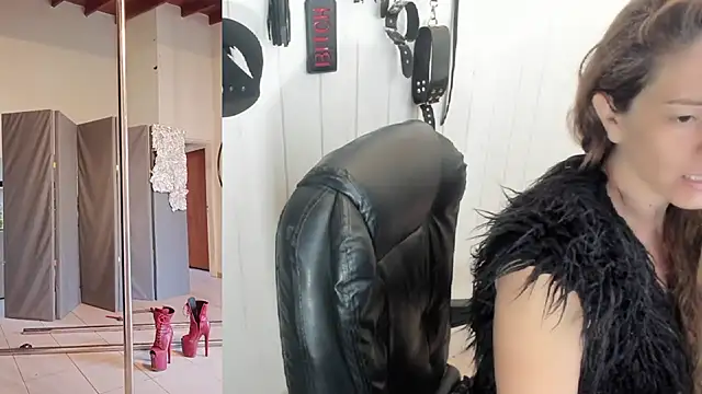 jessiburningheels online show from October 2025 01:21:02 PM