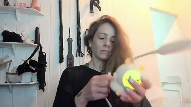 jessiburningheels online show from September 2025 09:58:02 AM
