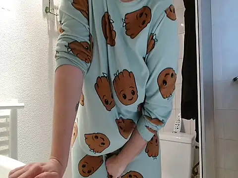 Lauzo21 online show from January 2026 01:03:01 PM