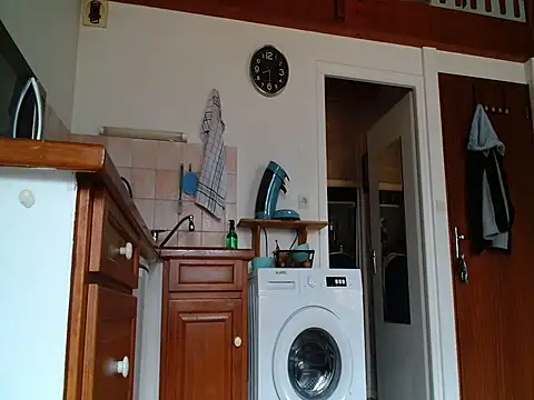 Lauzo21 online show from February 2026 07:30:01 AM