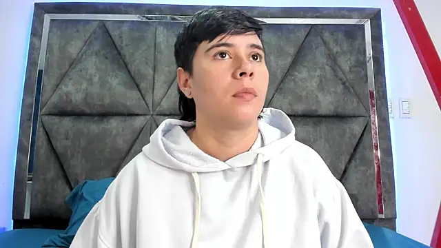 AbbySmiitth  online show from March 2026 10:45:01 PM