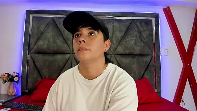 AbbySmiitth  online show from February 2026 06:38:02 PM