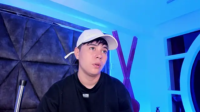 AbbySmiitth  online show from January 2026 10:27:02 PM